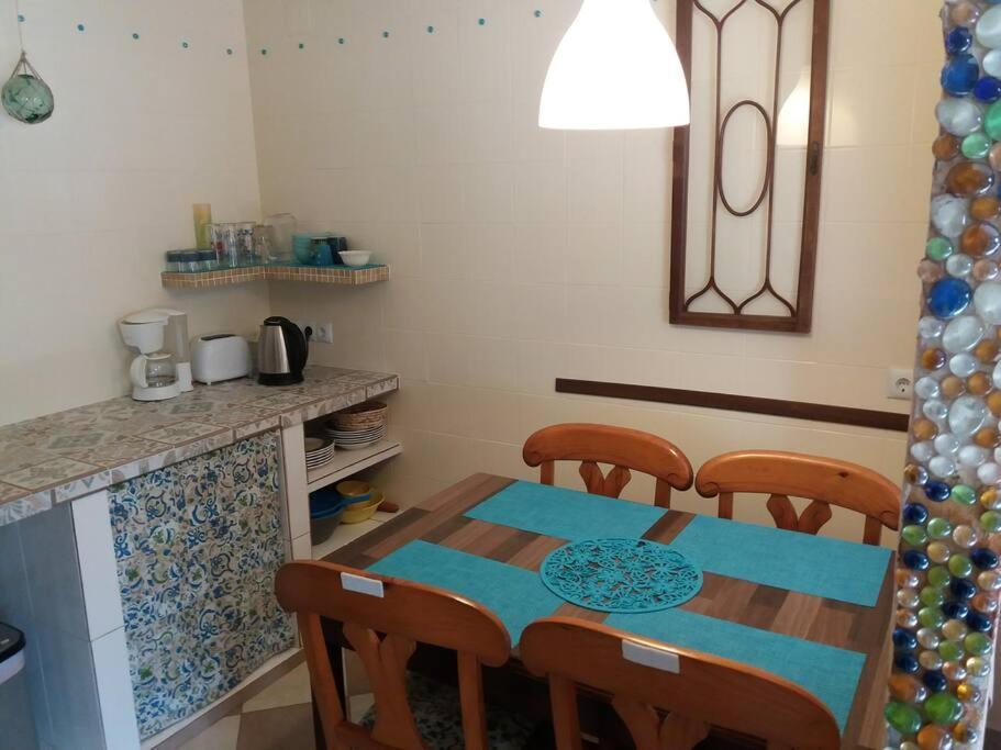 Bungalow Con Encanto, 100M2, A 800 M De La Playa Ел Кампело Екстериор снимка